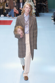Gucci FaGucci Fall 2018 Ready-to-Wear , Гуччи осень зима 2018 , Fashion show , неделя моды в Милане , MFW , Mainstyles